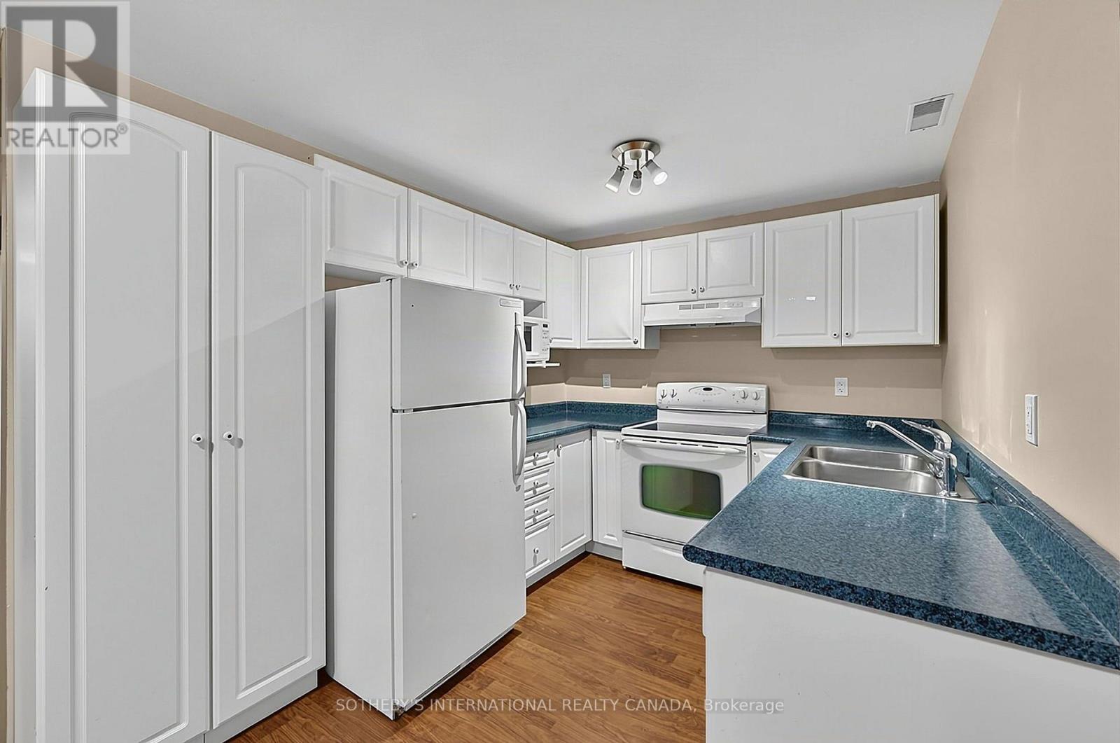 4 Brecken Drive, Georgina, Ontario  L4P 4A3 - Photo 36 - N13883456