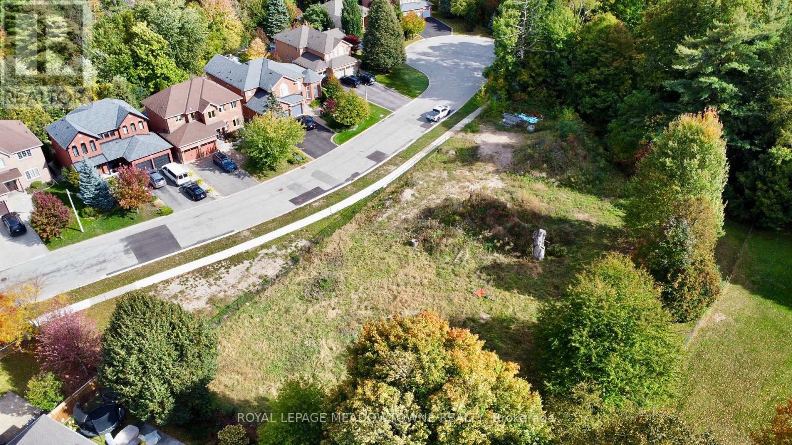 Lot 1 Newman Place, Halton Hills, Ontario L7G 4S4 - Photo 3 - W13883486
