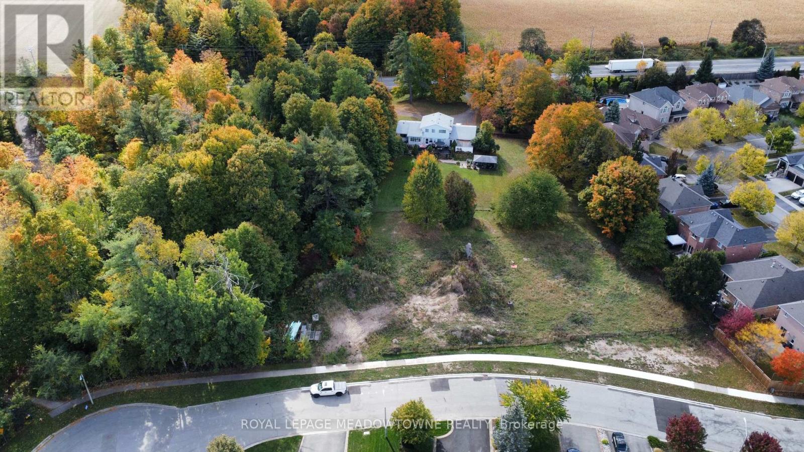 Lot 4 Newman Place, Halton Hills, Ontario  L4G 4S4 - Photo 3 - W13883506