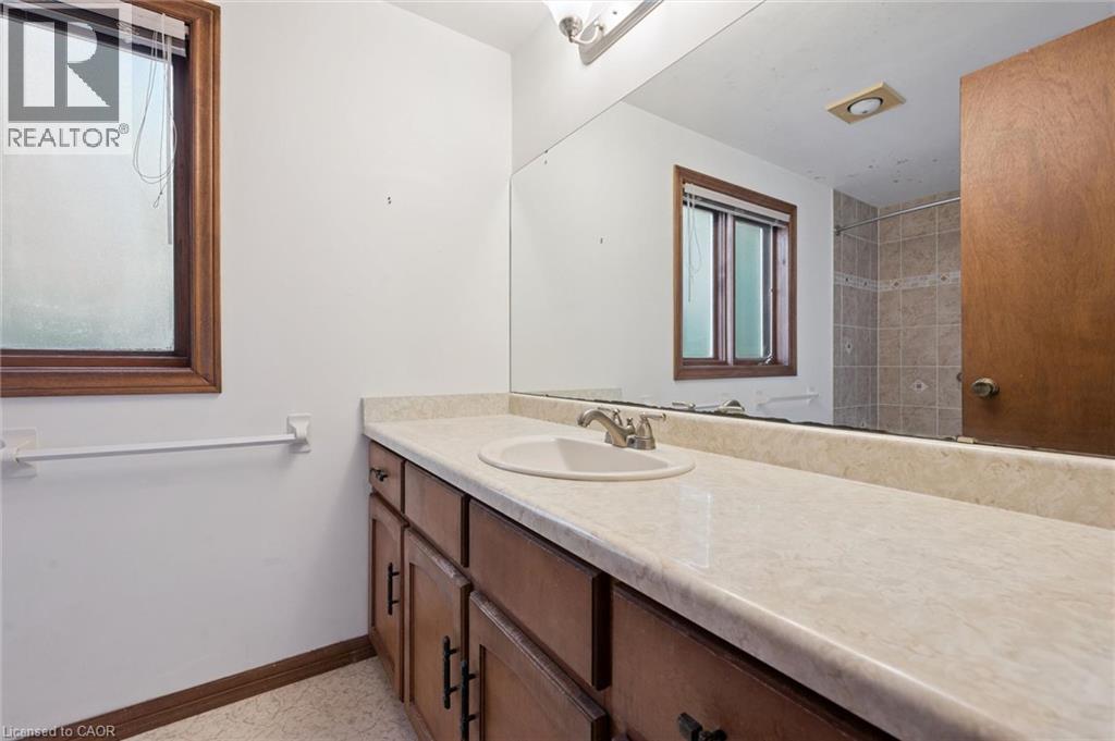 118 Ralston Place, Waterloo, Ontario  N2T 1C7 - Photo 23 - 40869754
