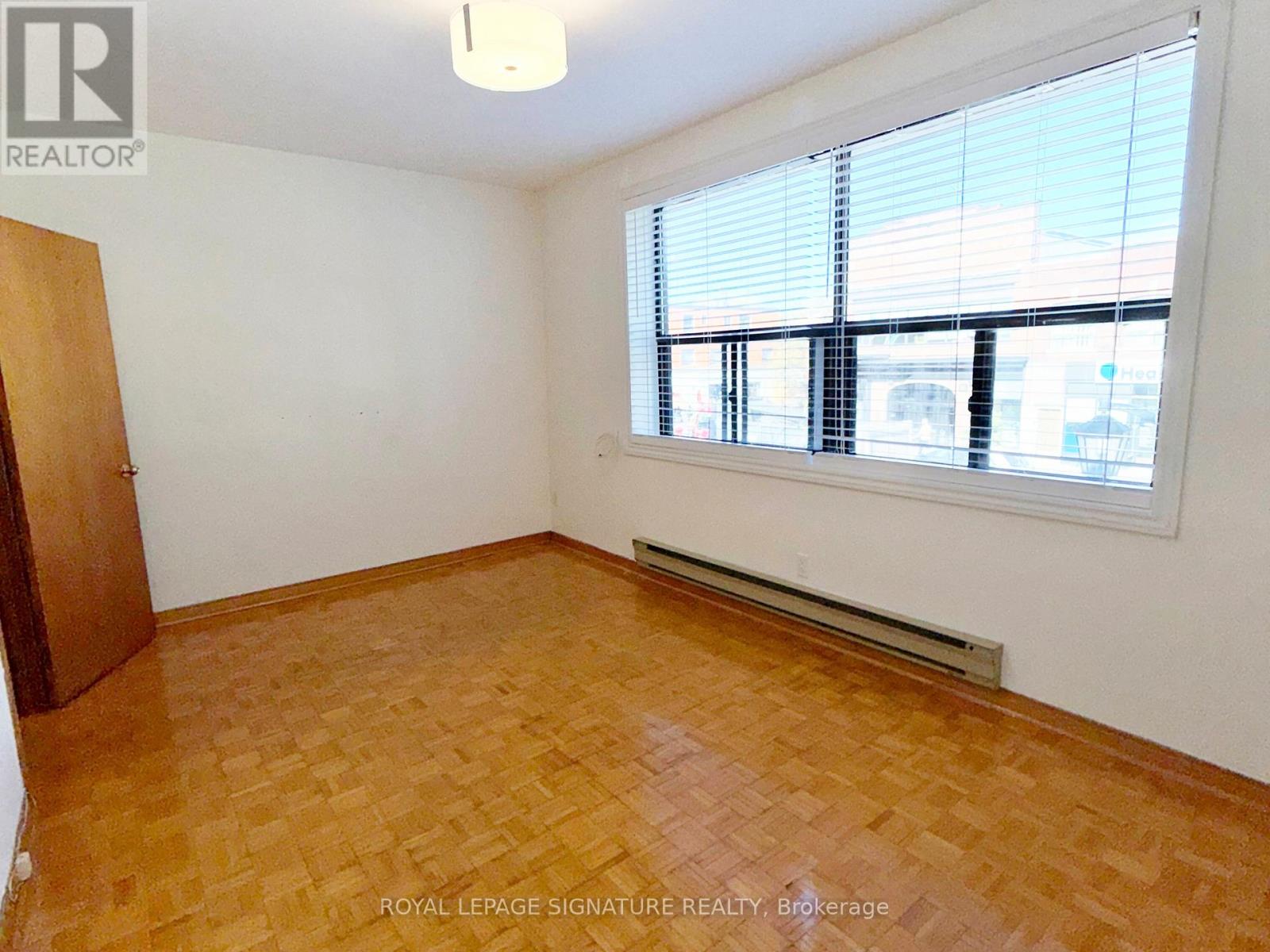 2nd Flr - 455 B Danforth Avenue, Toronto, Ontario  M4K 1P1 - Photo 6 - E13883284