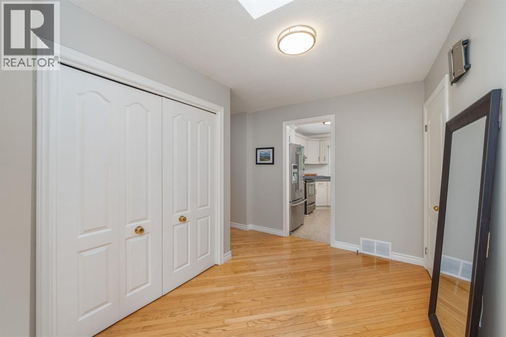 1736 Smith Lane, Sarnia, Ontario  N7S 3S8 - Photo 3 - 26024984