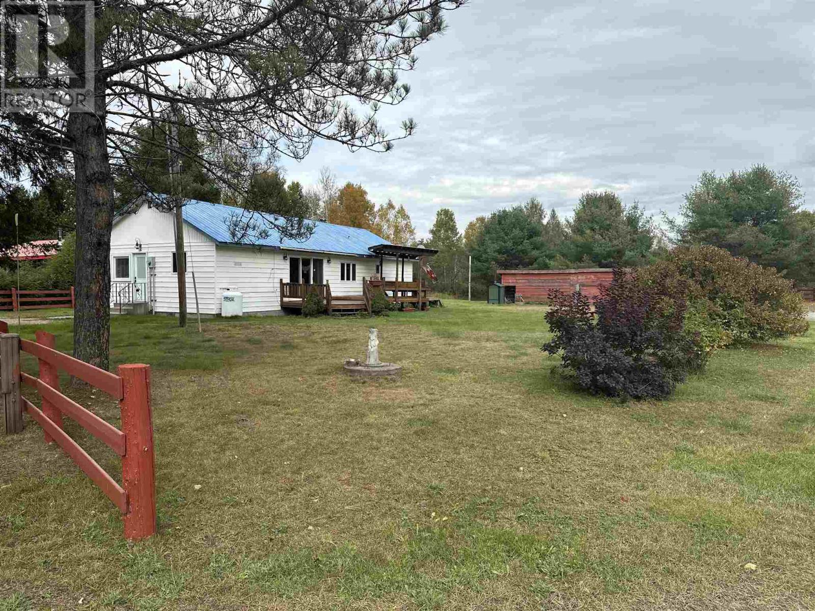 16 Ski Hill RD, Searchmont, Ontario