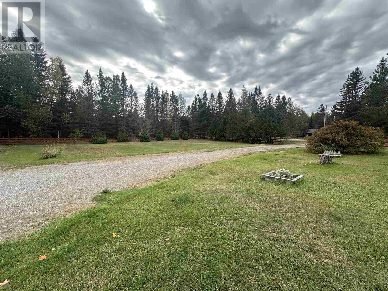 16 Ski Hill Rd, Searchmont, Ontario  P0S 1J0 - Photo 9 - SM262839