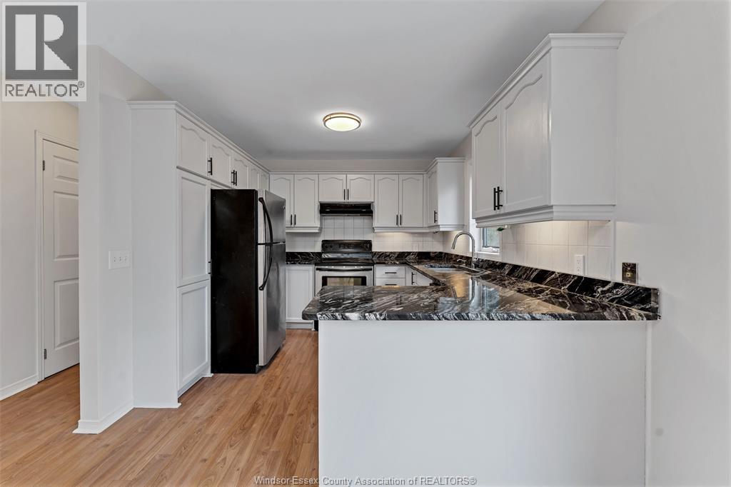 2225 Longfellow Avenue, Windsor, Ontario  N9B 3J7 - Photo 7 - 26024918