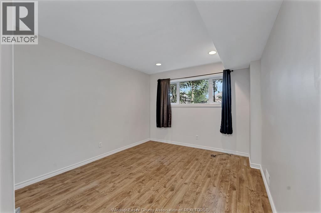 2225 Longfellow Avenue, Windsor, Ontario  N9B 3J7 - Photo 14 - 26024918