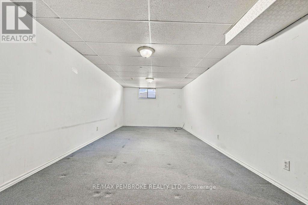 570 Moffat Street, Pembroke, Ontario  K8A 3Y1 - Photo 30 - X13883556