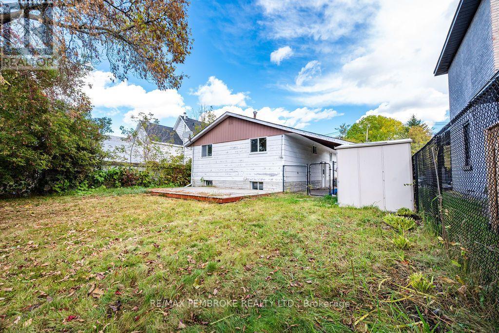 570 Moffat Street, Pembroke, Ontario  K8A 3Y1 - Photo 40 - X13883556