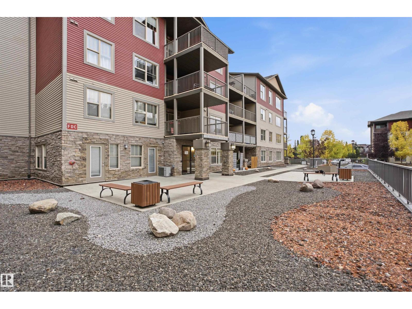 #405 105 ambleside dr SW