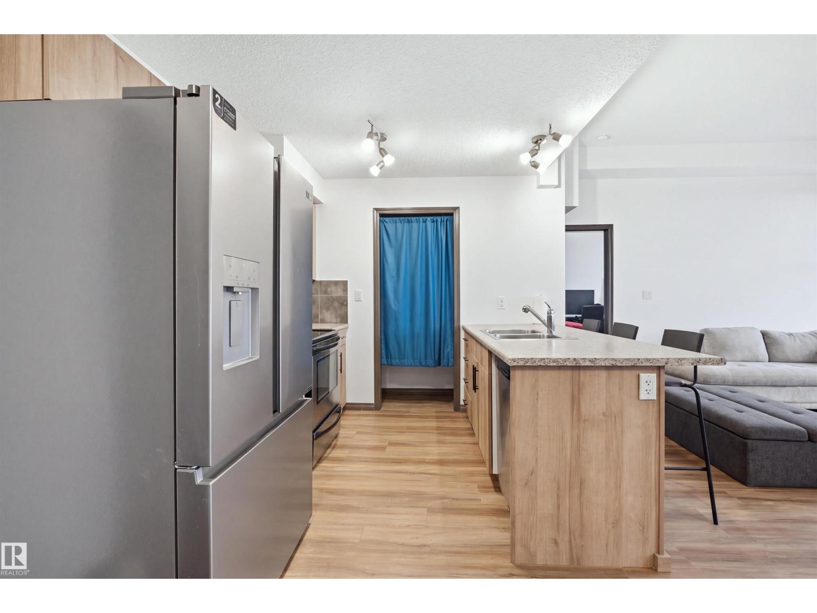 #405 105 ambleside dr SW