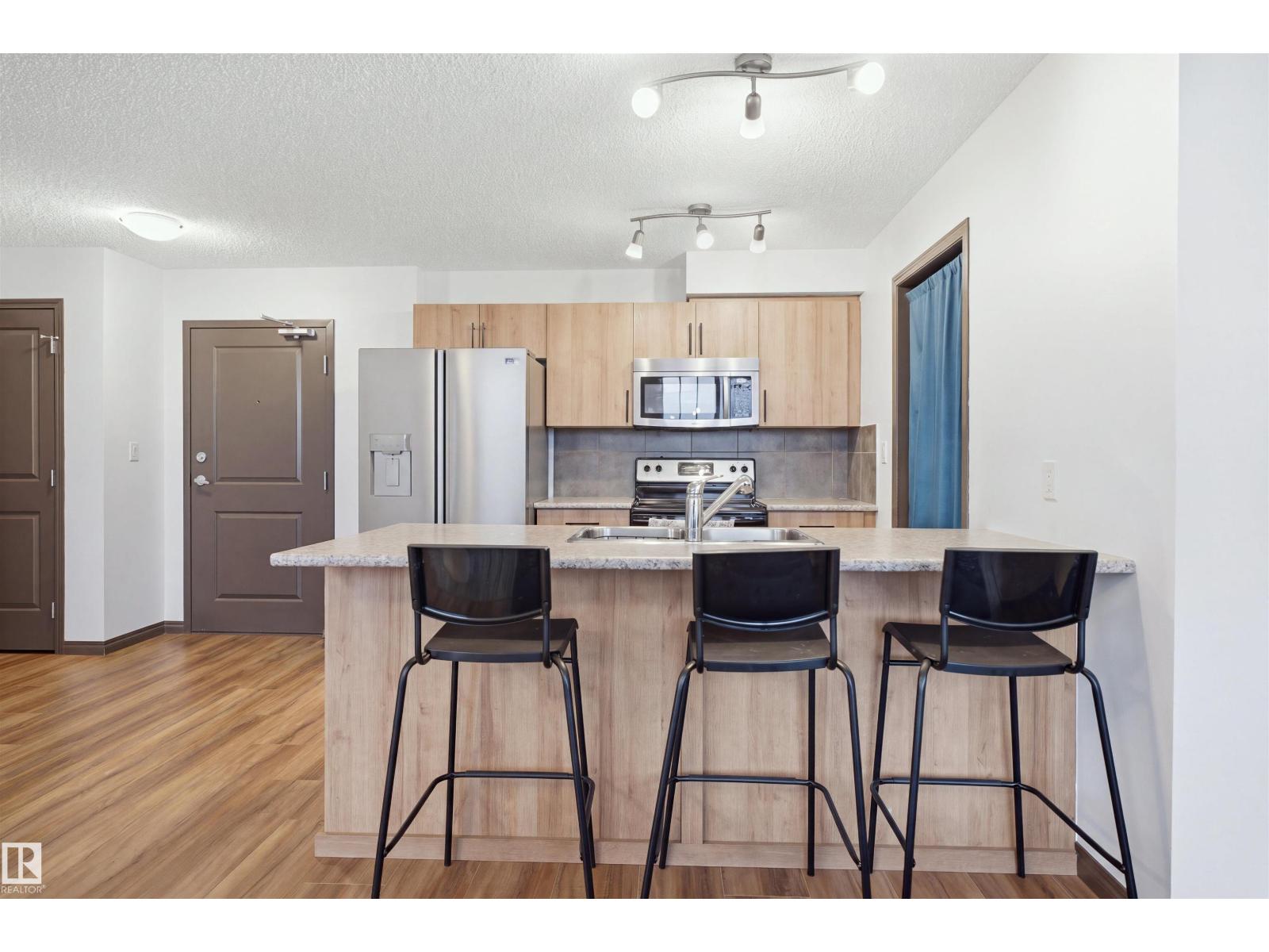 #405 105 ambleside dr SW