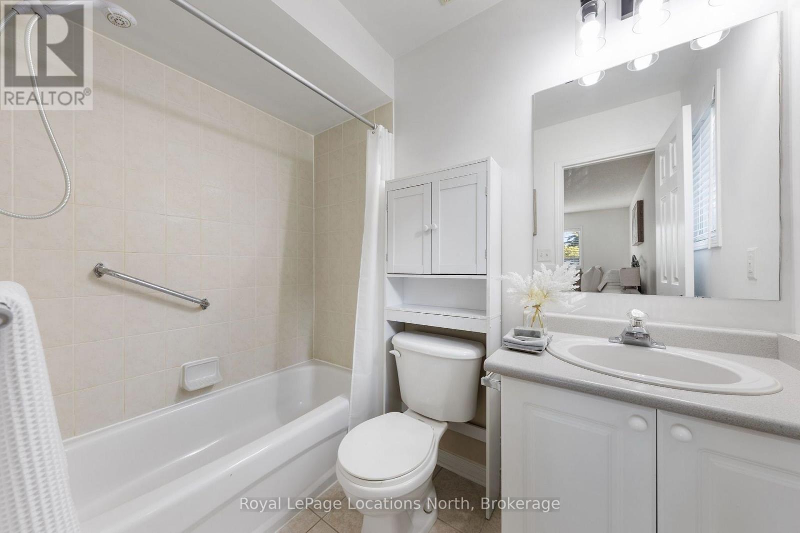 4 Trailwood Place, Wasaga Beach, Ontario  L9Z 1M6 - Photo 26 - S13883116