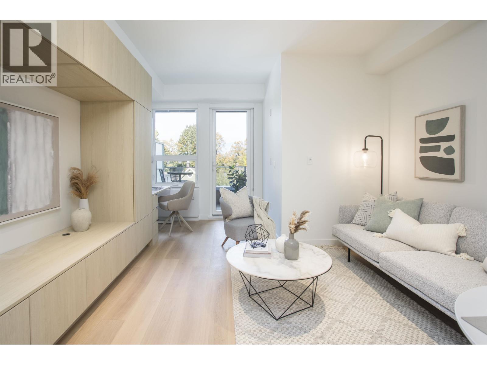 426 2471 ST. GEORGE STREET, vancouver, British Columbia