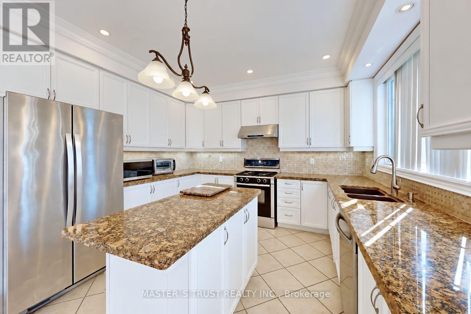 66 Chaya Sara Gardens, Vaughan, Ontario  L6A 0Z7 - Photo 10 - N13883540