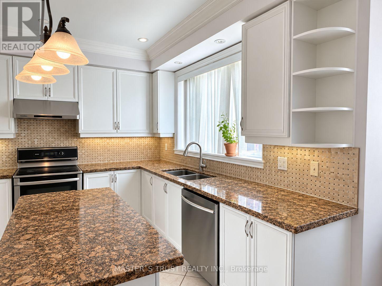 66 Chaya Sara Gardens, Vaughan, Ontario  L6A 0Z7 - Photo 14 - N13883540