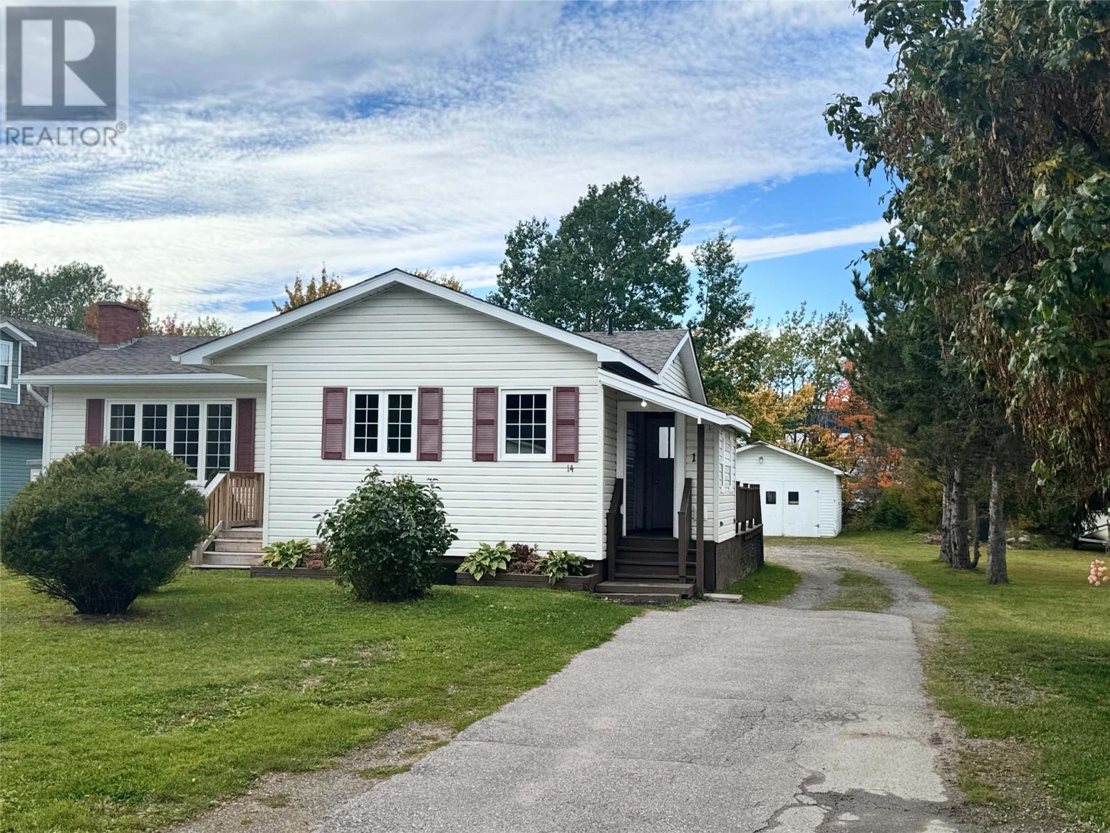 14 Hillview Heights, Glovertown, Newfoundland & Labrador