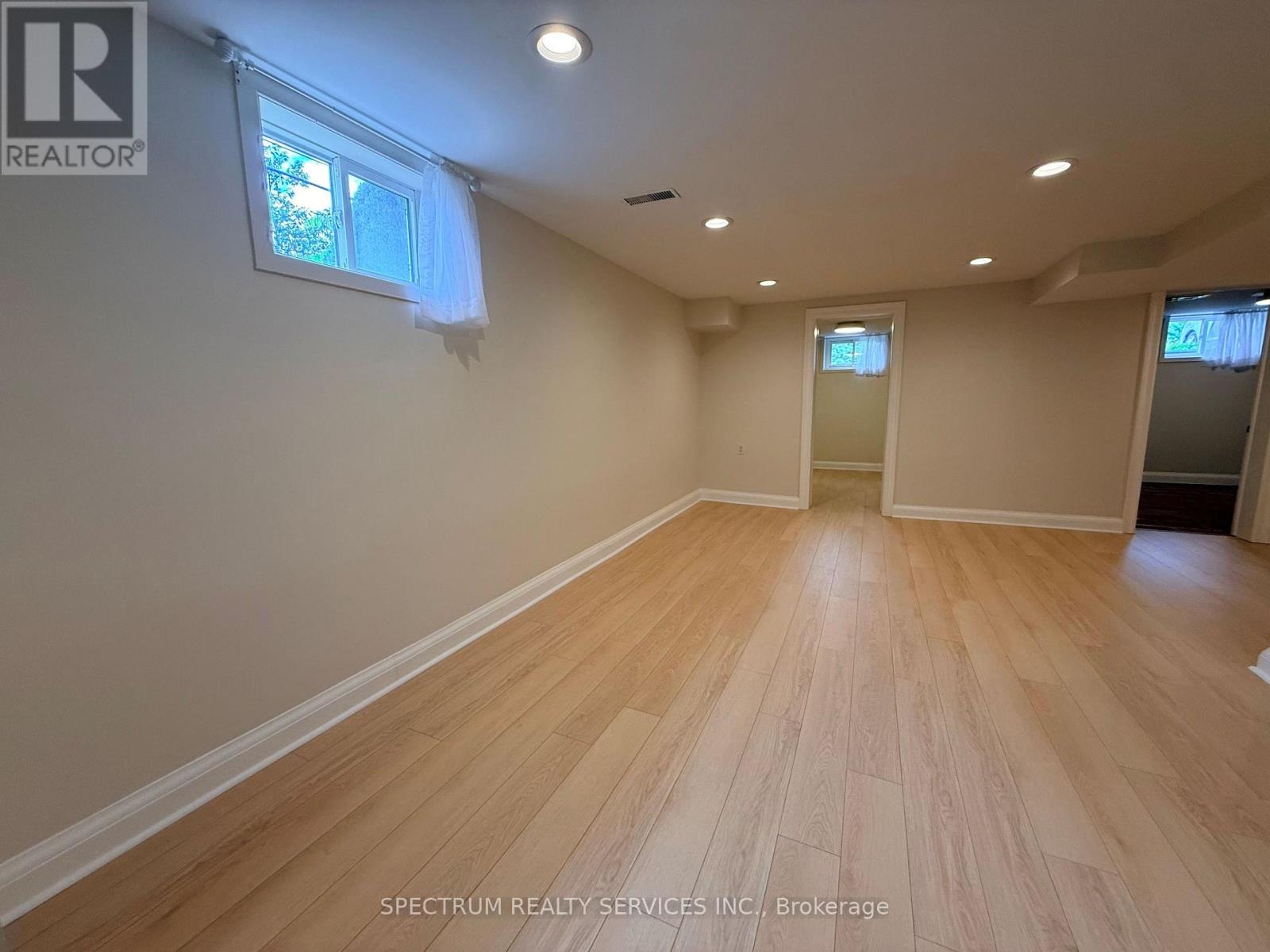 Lower - 172 Queenslea Avenue, Toronto, Ontario  M9N 2L3 - Photo 14 - W13883542