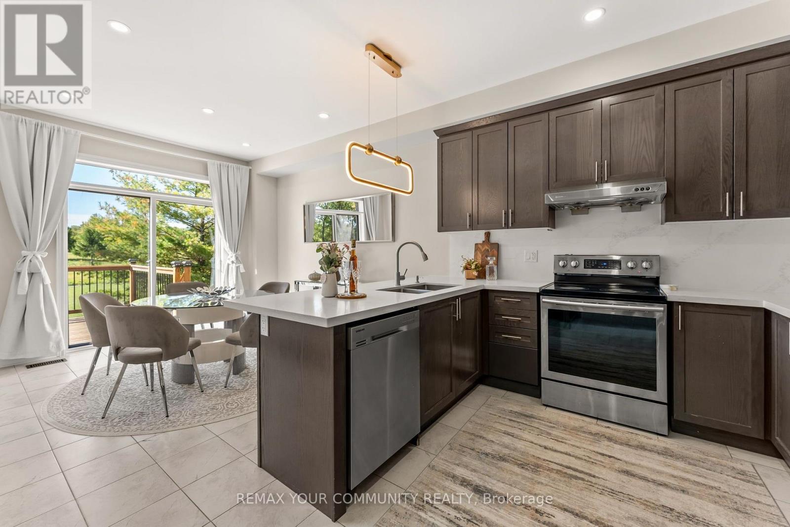 150 Inverness Way, Bradford West Gwillimbury, Ontario  L3Z 0W6 - Photo 15 - N13882480
