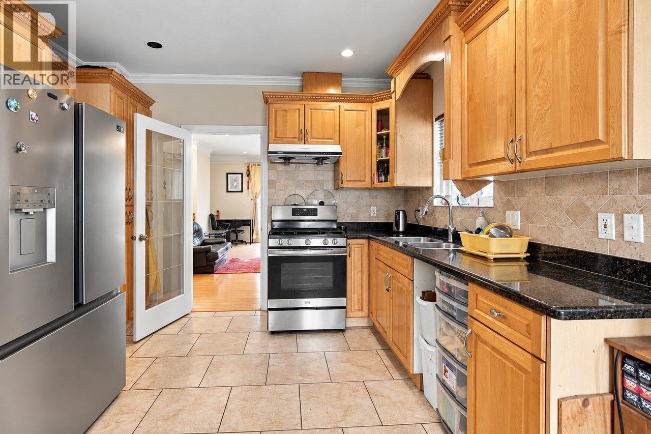 6135 Portland Street, Burnaby, British Columbia  V5J 2S3 - Photo 11 - R3174203
