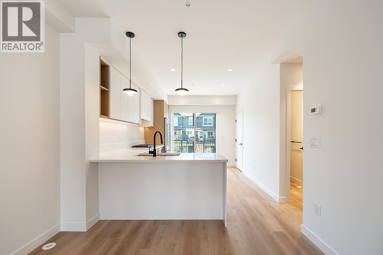 10 388 Duncan Street, New Westminster, British Columbia  V3M 0P9 - Photo 35 - R3128116