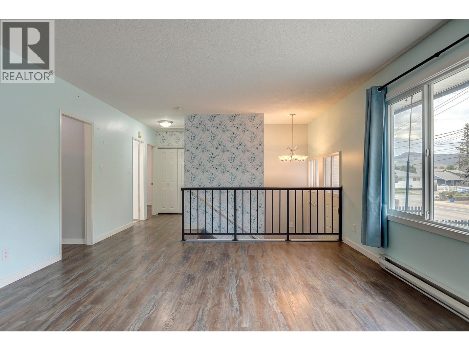 2603 41 Street, Vernon, British Columbia  V1T 6J9 - Photo 5 - 10403360