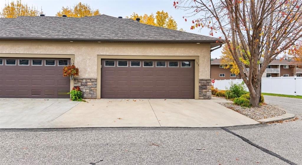 123 Willowlane Drive, Brandon, Manitoba  R7B 0N4 - Photo 1 - 202625287