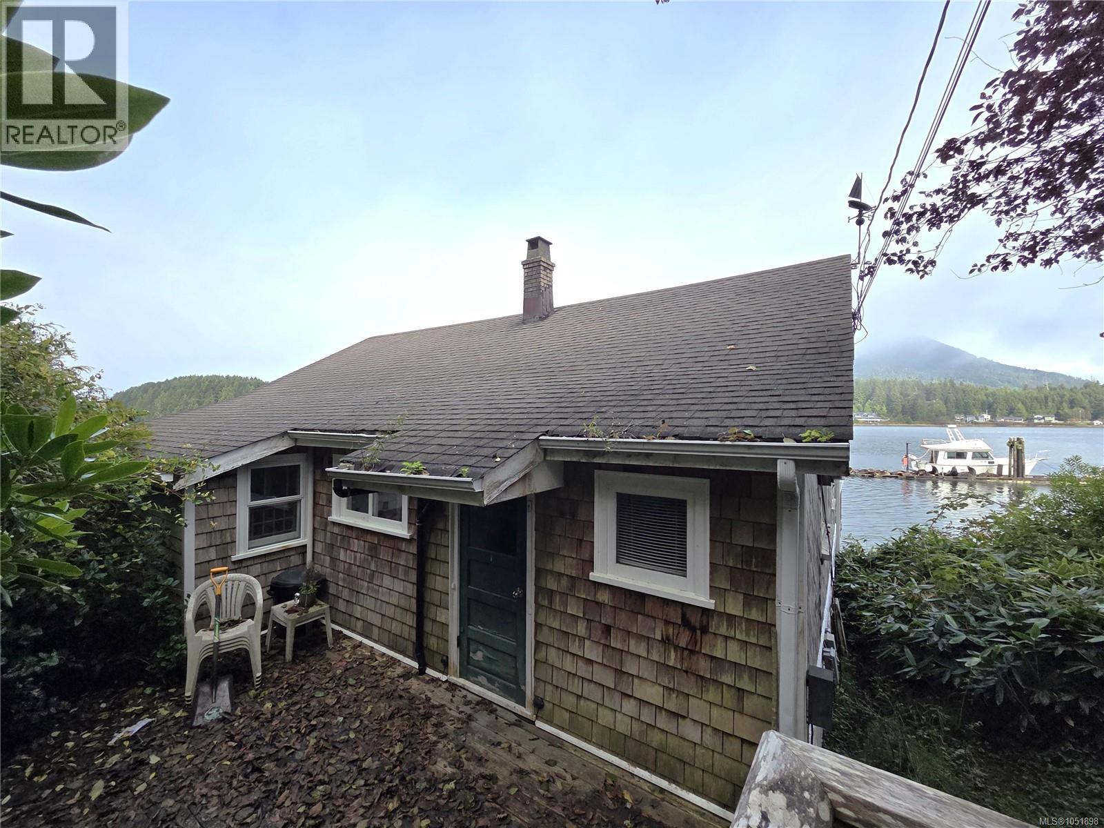 1460 Imperial Lane, Ucluelet, British Columbia  V0R 3A0 - Photo 4 - 1051898