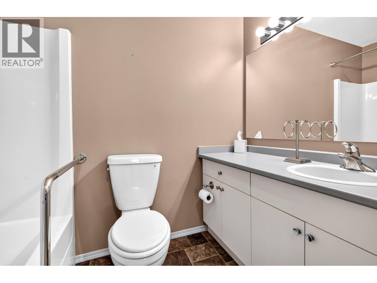 1195 14th Street Unit# 14, Kamloops, British Columbia  v2b 5v2 - Photo 23 - 10397551