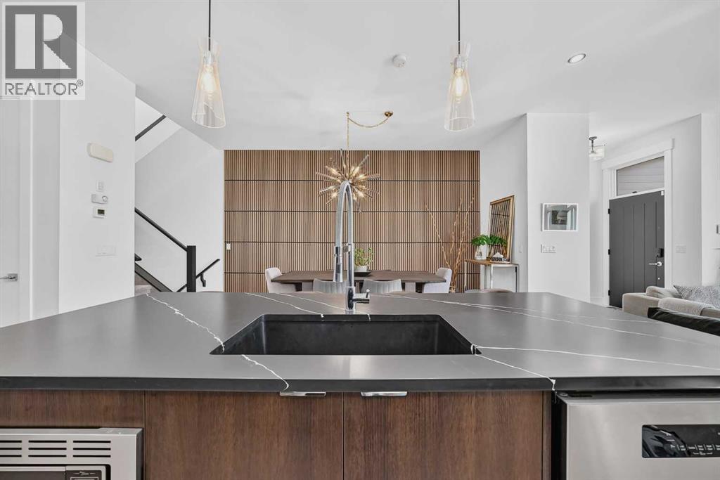 1, 940 38 Street SW, Calgary, Alberta  T3C 1T3 - Photo 7 - A2348655