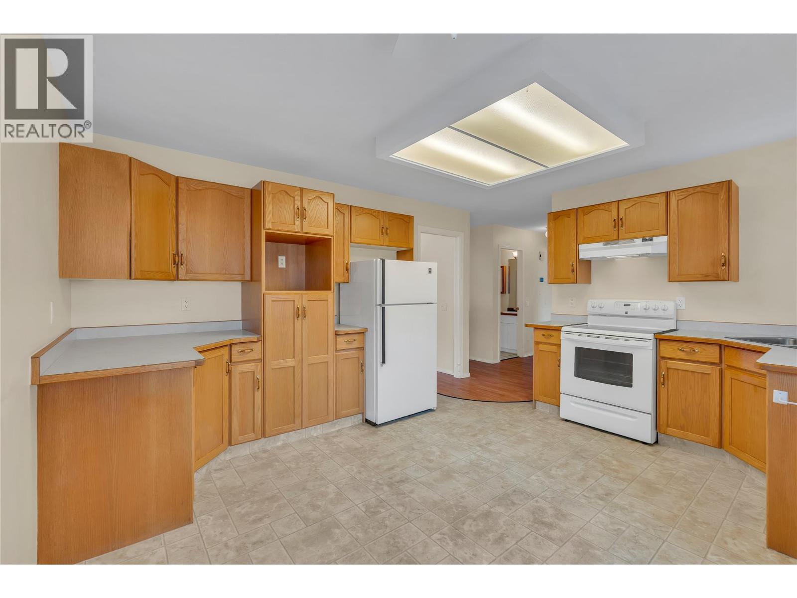 3400 Wilson Street Unit# 137, Penticton, British Columbia  V2A 8H9 - Photo 5 - 10403324