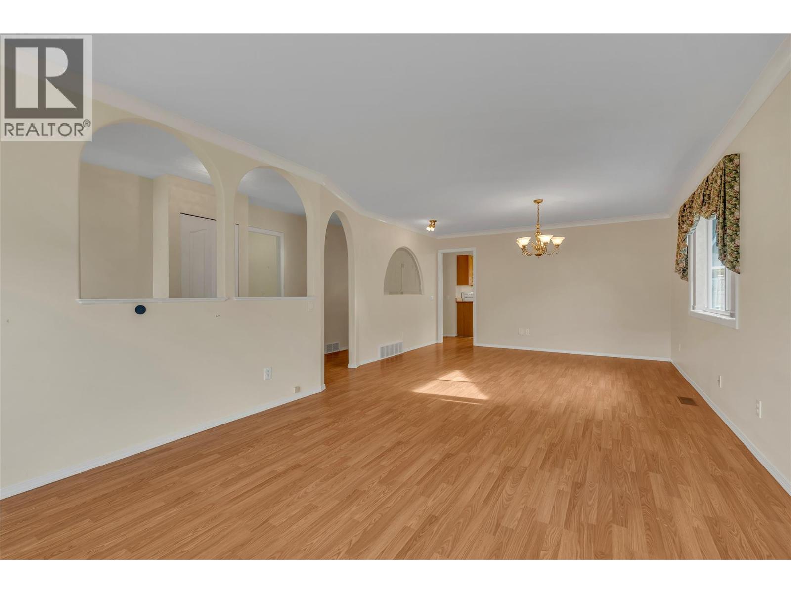 3400 Wilson Street Unit# 137, Penticton, British Columbia  V2A 8H9 - Photo 3 - 10403324