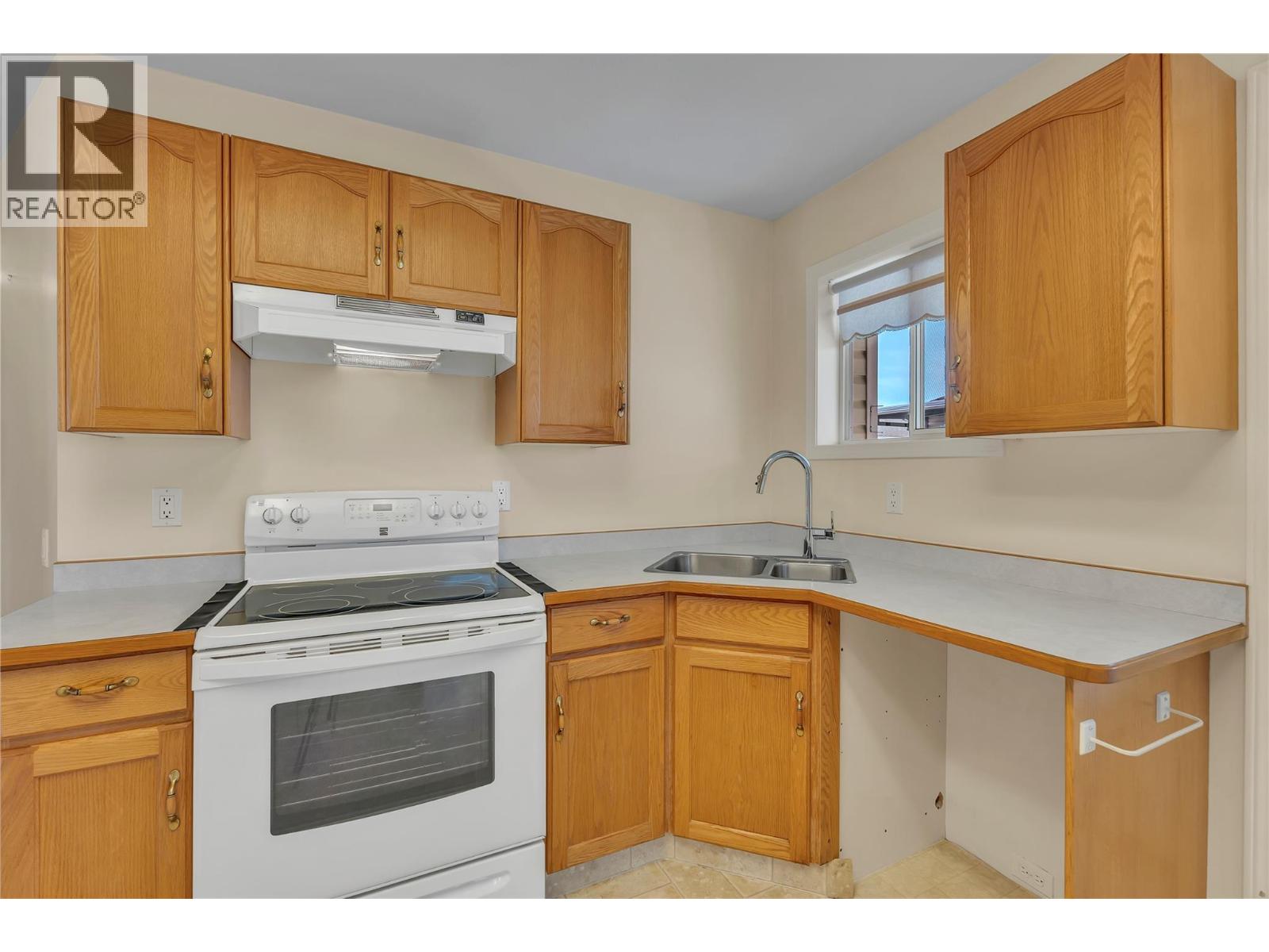 3400 Wilson Street Unit# 137, Penticton, British Columbia  V2A 8H9 - Photo 6 - 10403324
