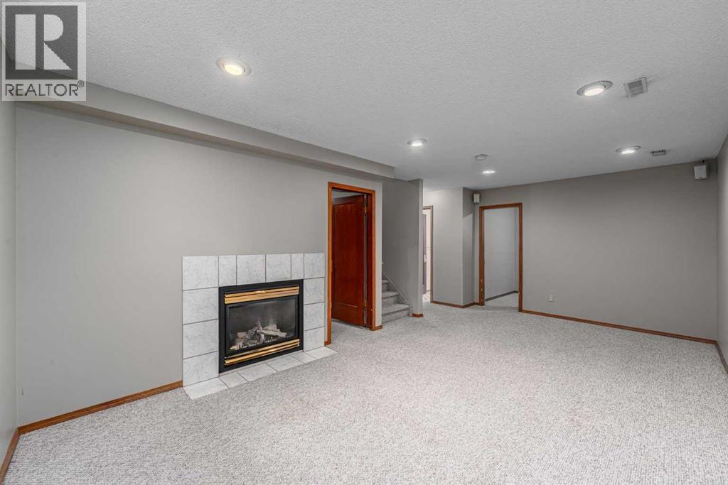 202 Panorama Hills Close NW, Calgary, Alberta  T2K 5J3 - Photo 25 - A2351427