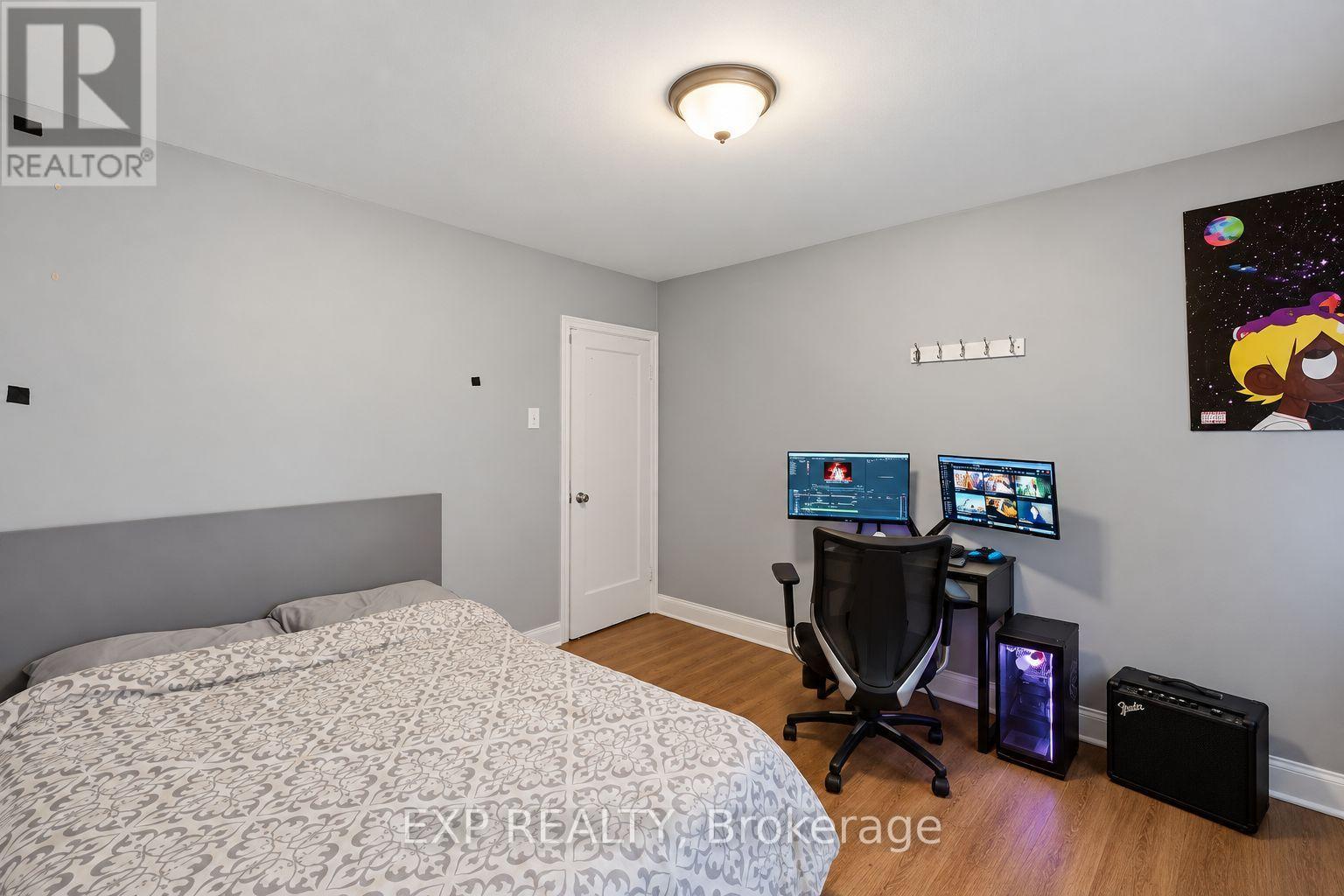 27 Hollywood Street S, Hamilton (Ainslie Wood), Ontario  L8S 3A9 - Photo 6 - X13883584