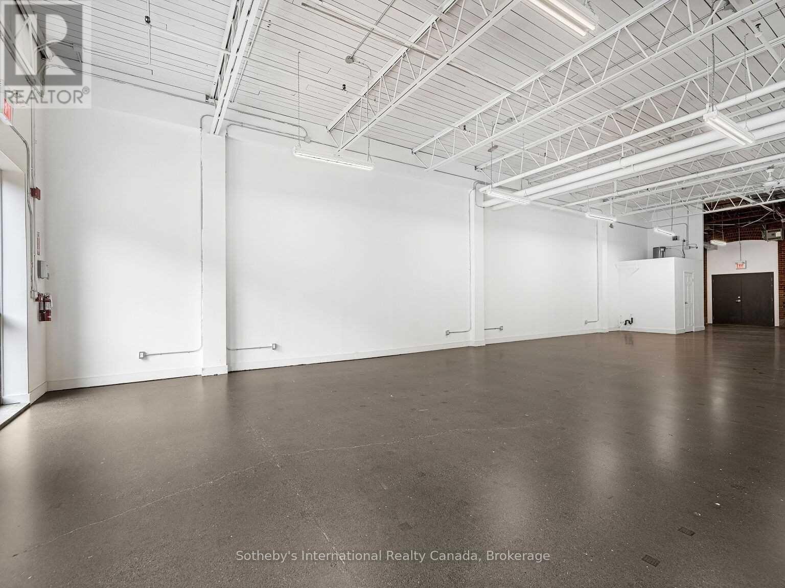 106 - 401 Logan Avenue, Toronto (South Riverdale), Ontario  M4M 2P2 - Photo 3 - E13883632