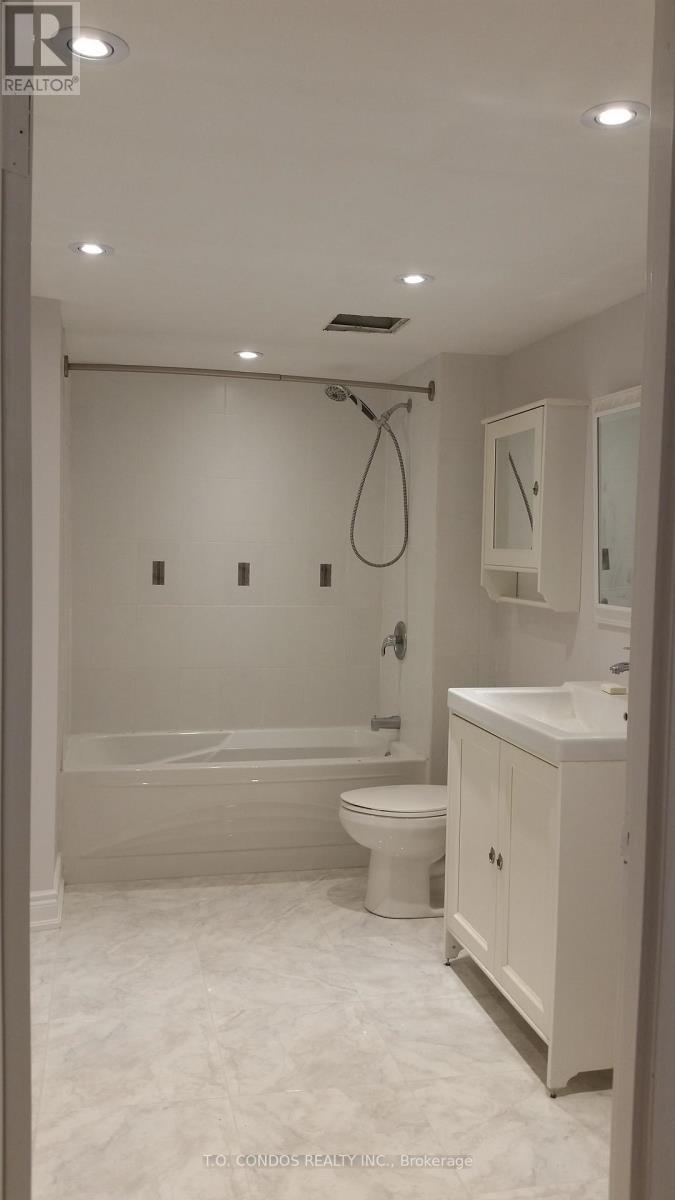 3101 - 25 The Esplanade Avenue, Toronto (Waterfront Communities), Ontario  M5E 1W5 - Photo 7 - C13880900