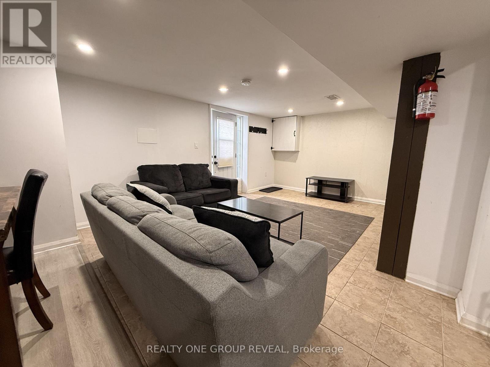 Basement - 534 Eulalie Avenue, Oshawa, Ontario  L1H 2C9 - Photo 5 - E13883626