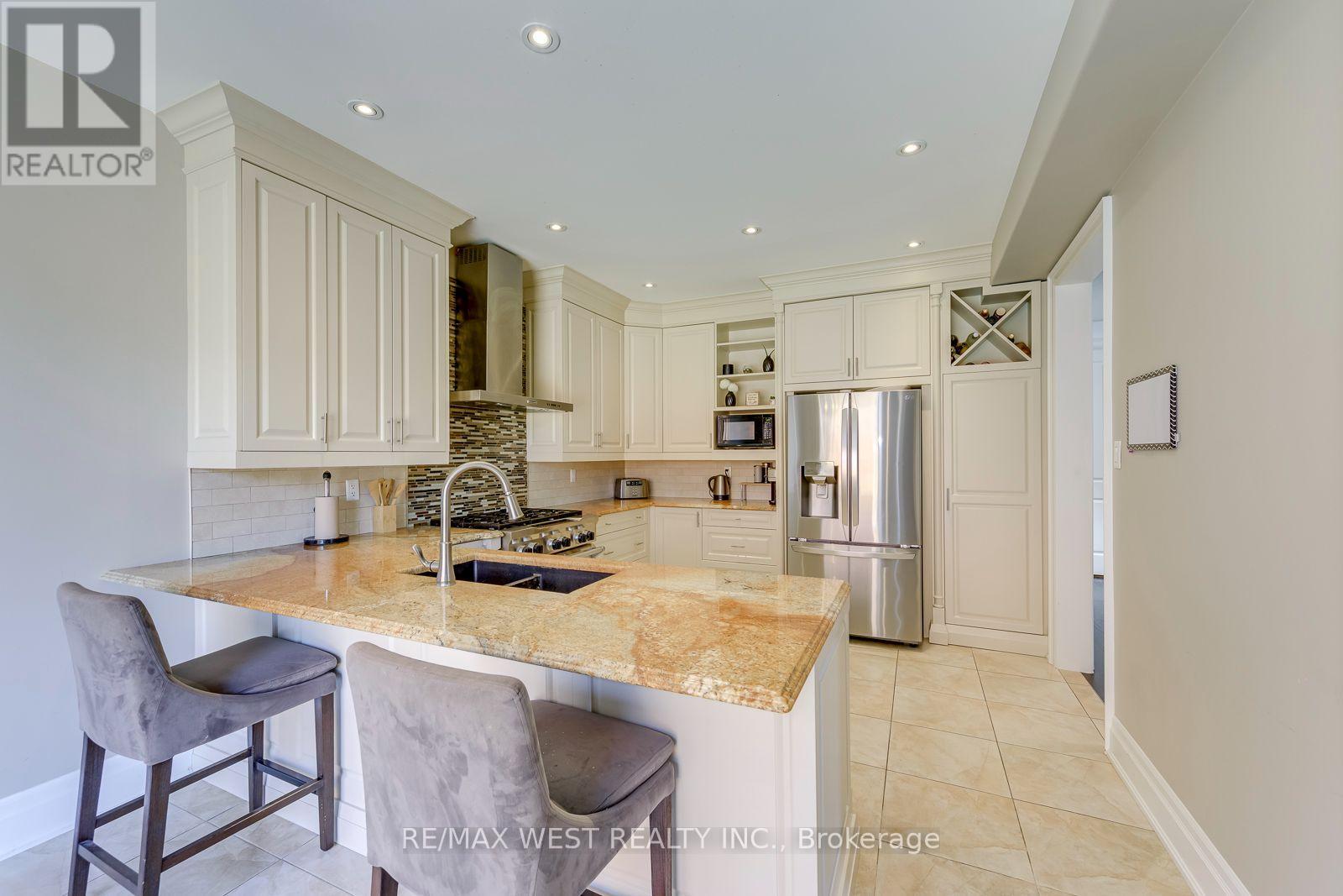 213 Eight Avenue, New Tecumseth (Alliston), Ontario  L9R 1Z6 - Photo 12 - N13883576