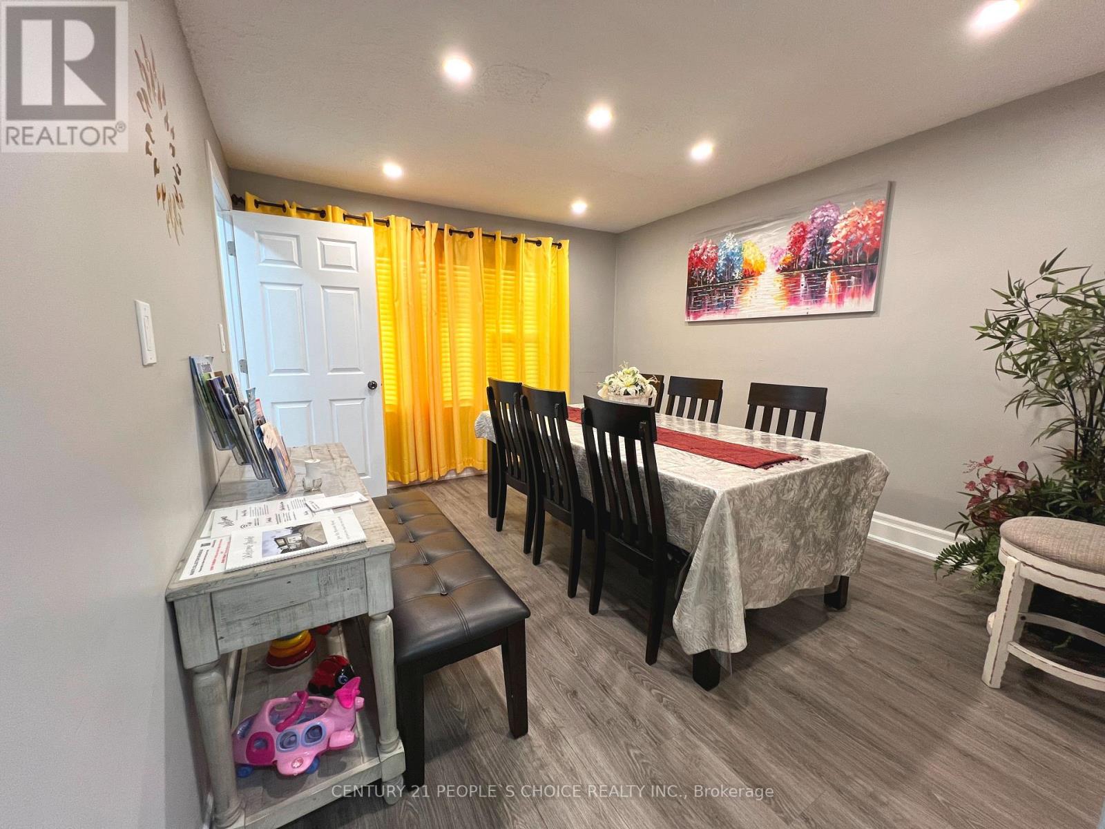5359 Kitchener Street, Niagara Falls (Clifton Hill), Ontario  L2G 1B6 - Photo 7 - X13883568