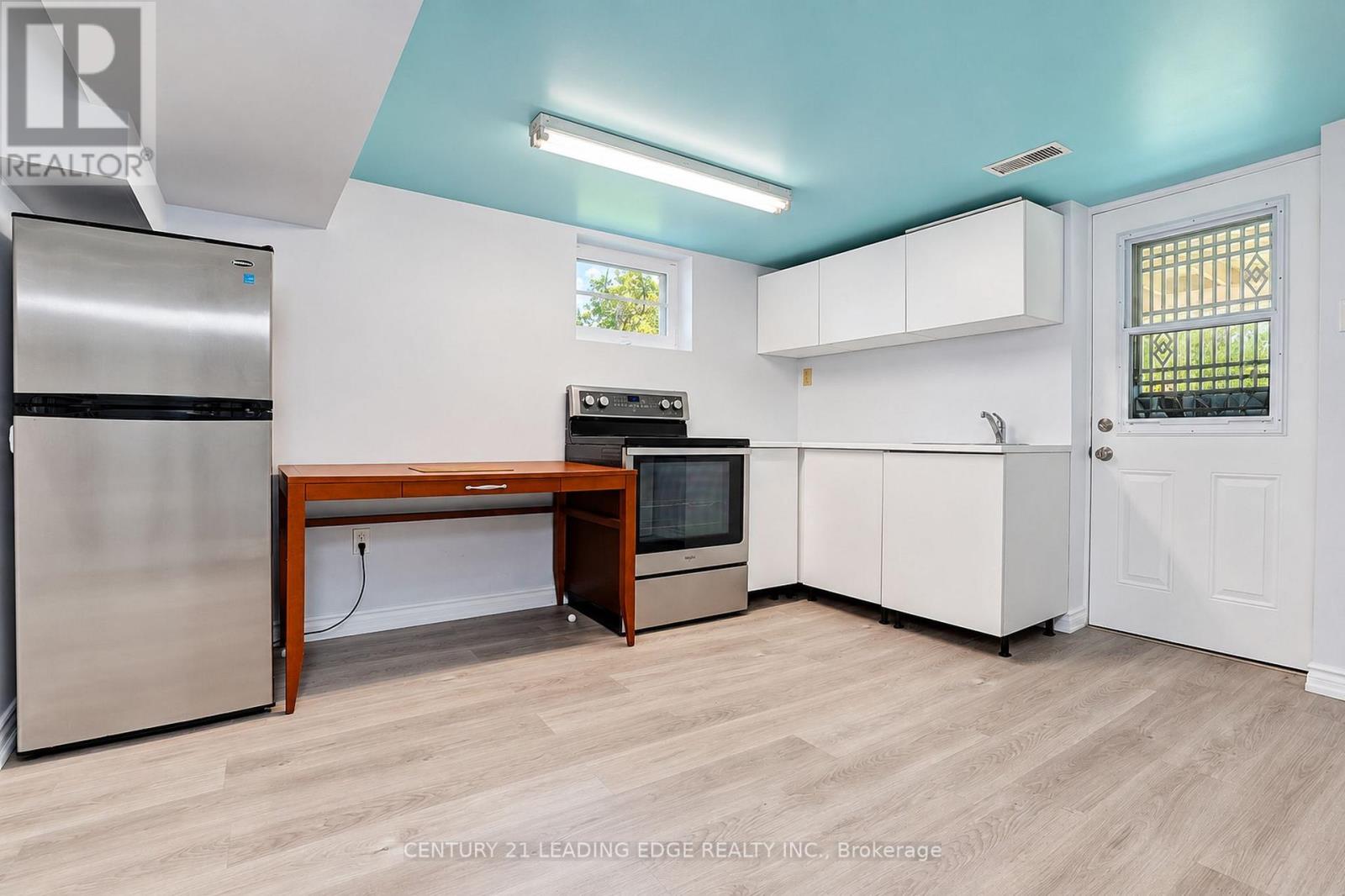 Basement - 1006 Elgin Street, Newmarket, Ontario  L3Y 3C1 - Photo 5 - N13881508