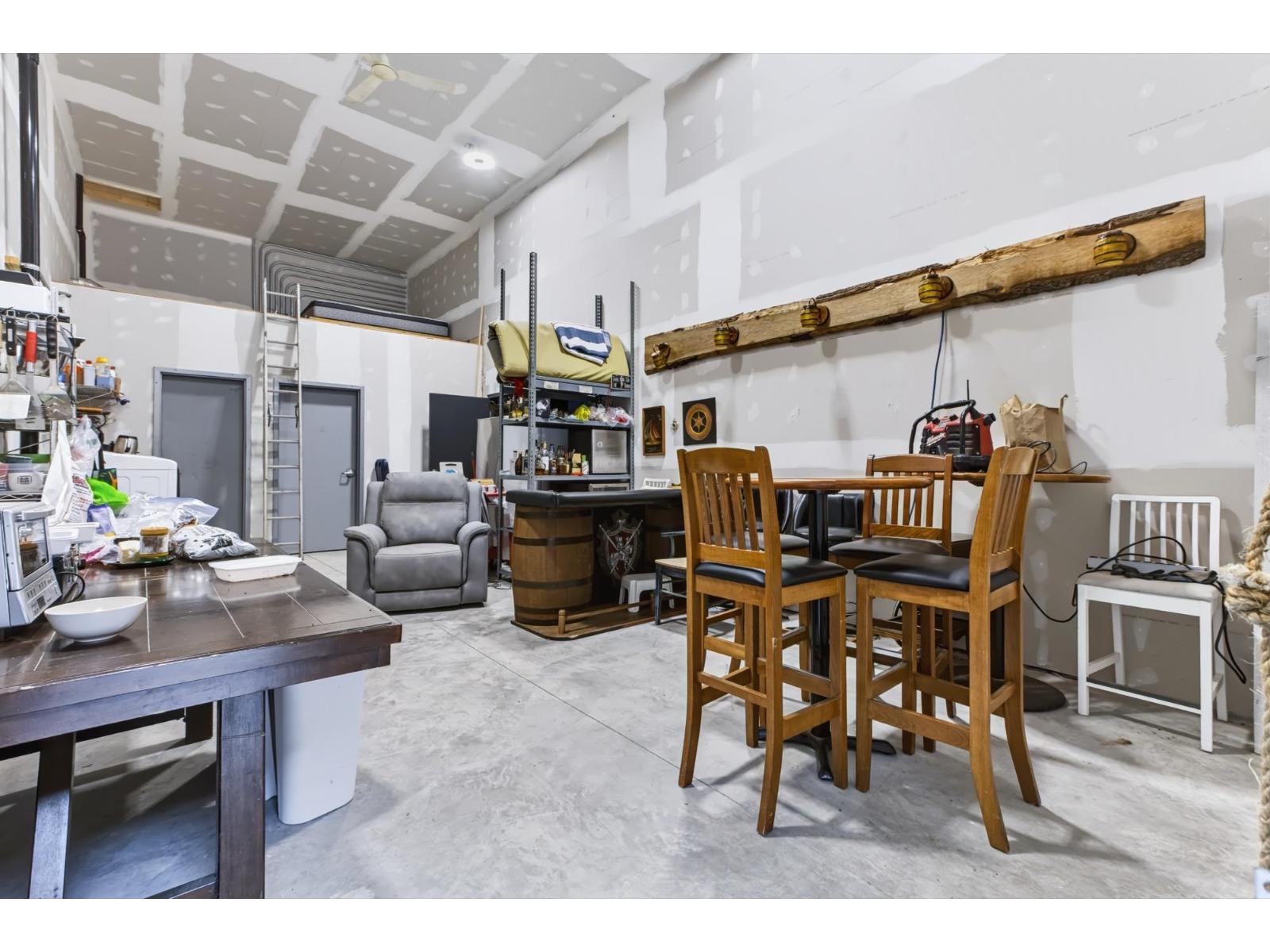 42269 Bergen Road, Mission, British Columbia  V0M 1G0 - Photo 11 - R3174253