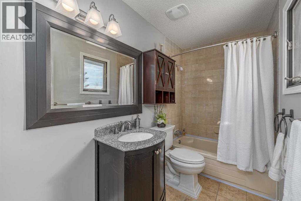 76 Hawkville Place Nw, Calgary, Alberta  T3G 2G9 - Photo 24 - A2350911