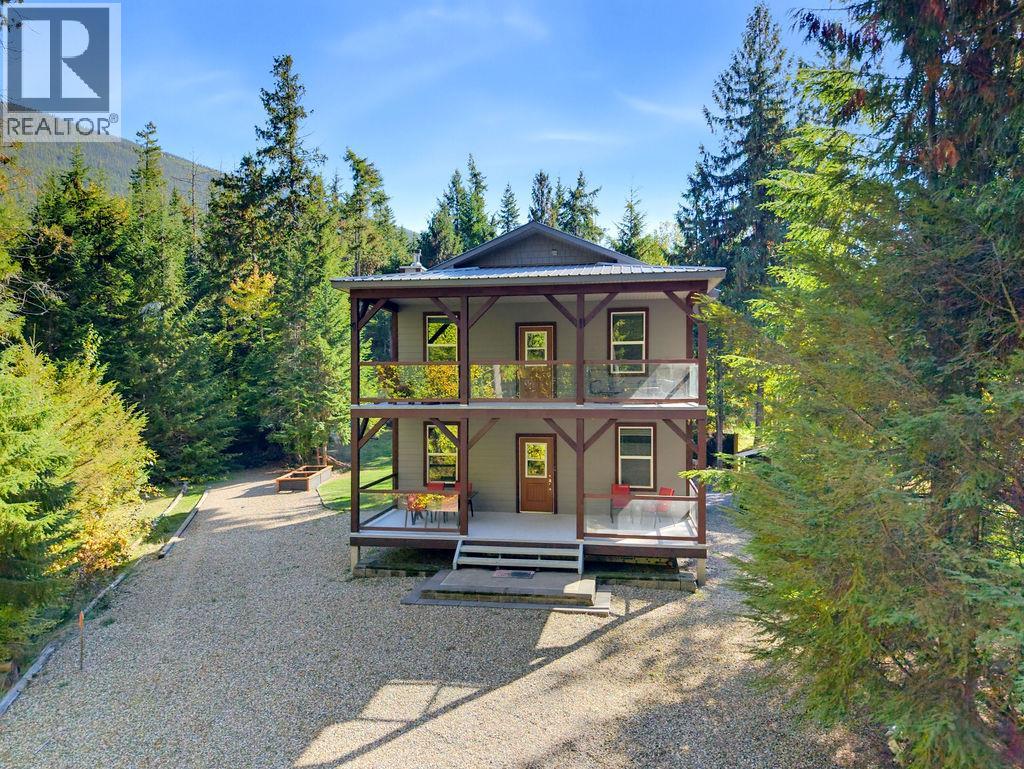 686 Swanbeach Road