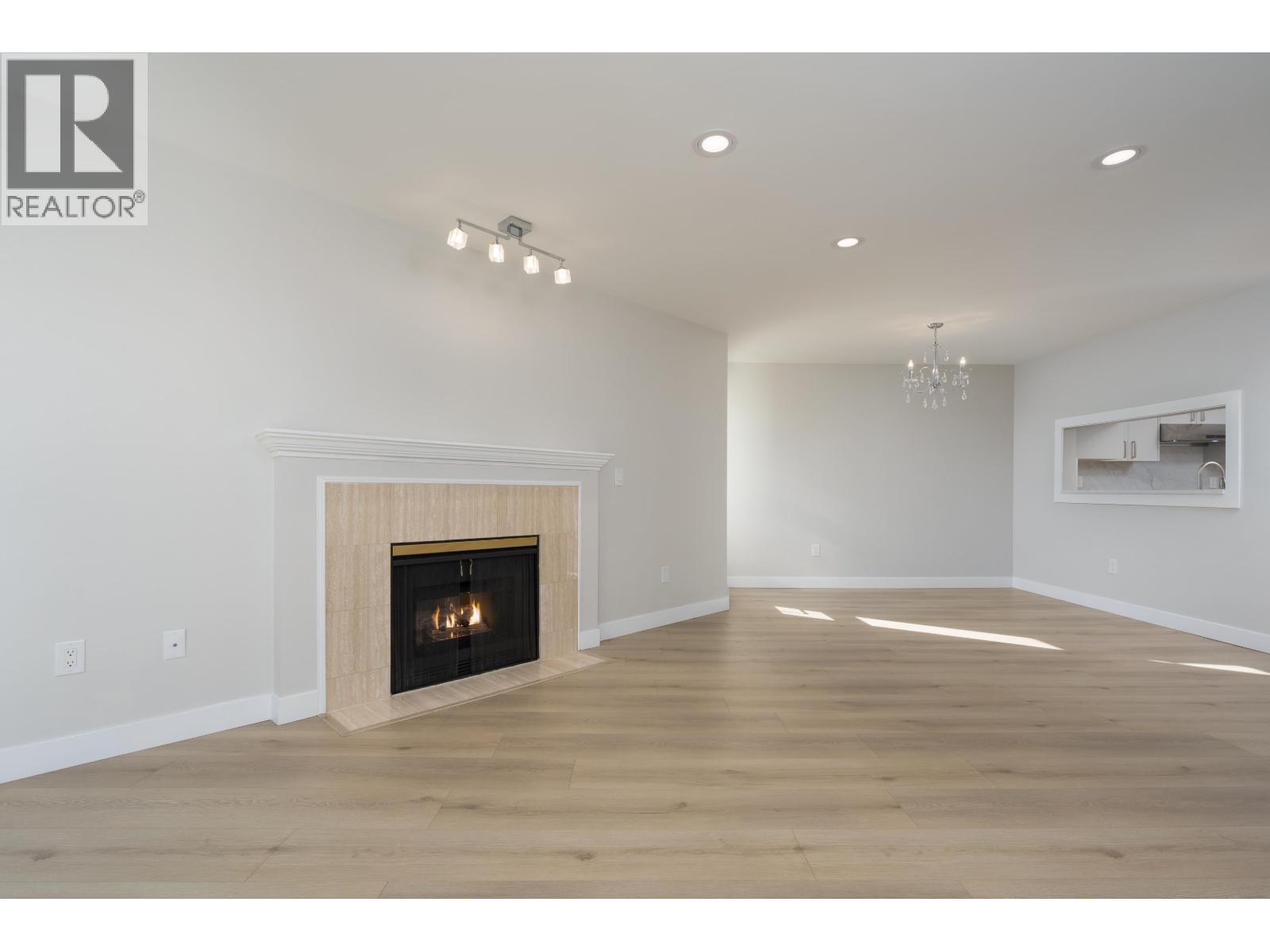 321 7453 Moffatt Road, Richmond, British Columbia  V6Y 3W1 - Photo 5 - R3174321