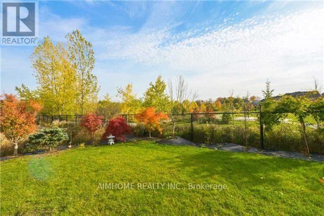 11 Alpaca Drive, Richmond Hill, Ontario  L4E 0E6 - Photo 4 - N13883668