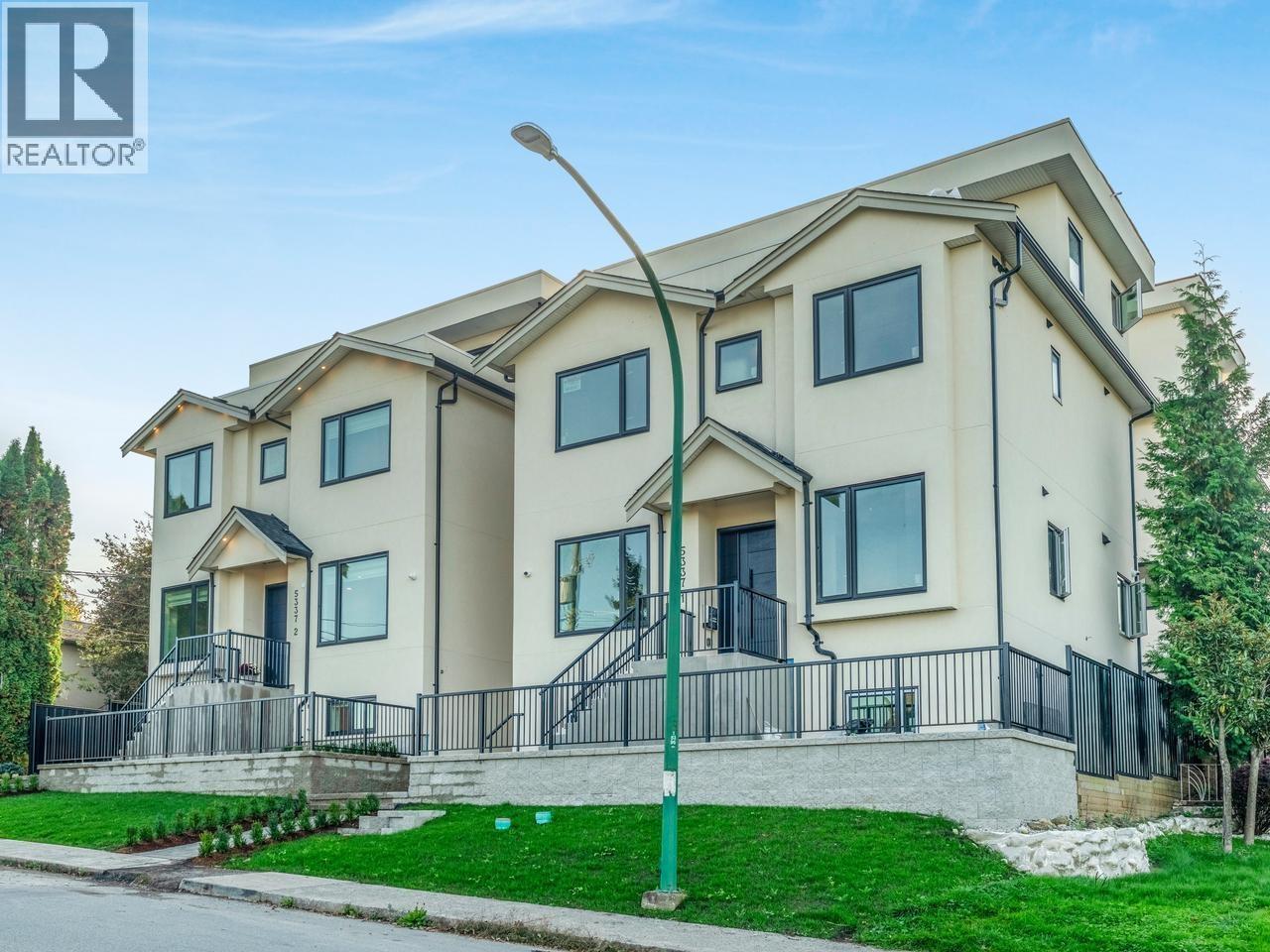 2 5337 Elsom Avenue, Burnaby, British Columbia  V5H 2Z4 - Photo 2 - R3174296
