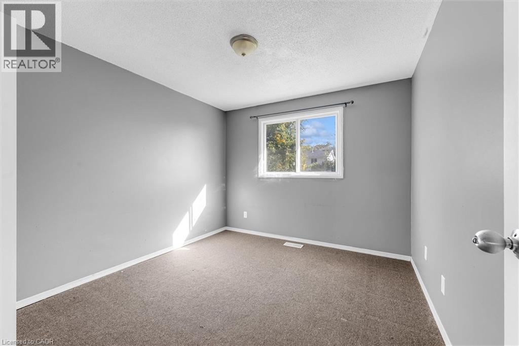 16 Crystal Court, Cambridge, Ontario  N1R 7T2 - Photo 12 - 40870296