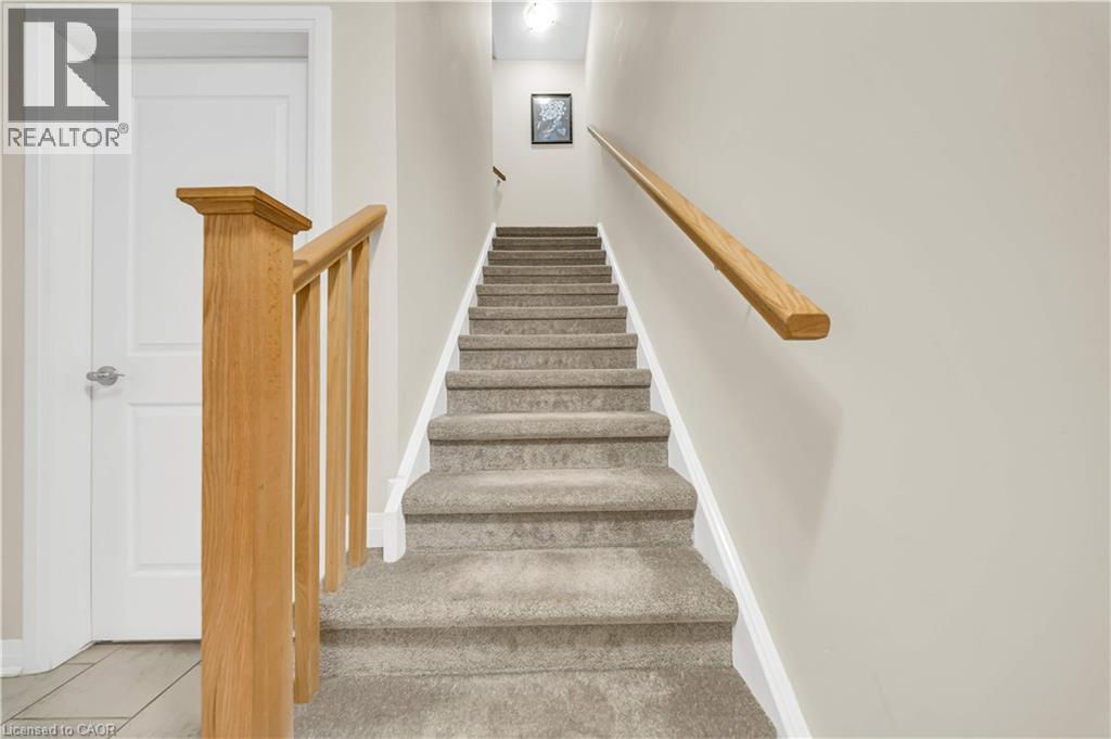 23 Valencia Avenue, Kitchener, Ontario N2R 0R7 - Photo 8 - 40867942