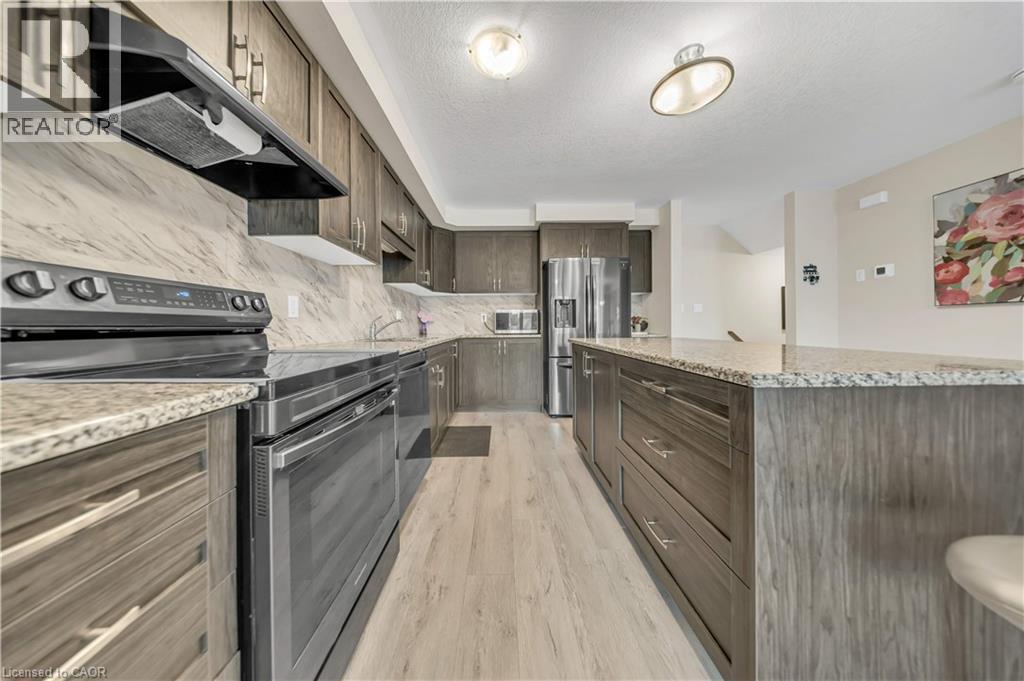 23 Valencia Avenue, Kitchener, Ontario N2R 0R7 - Photo 15 - 40867942
