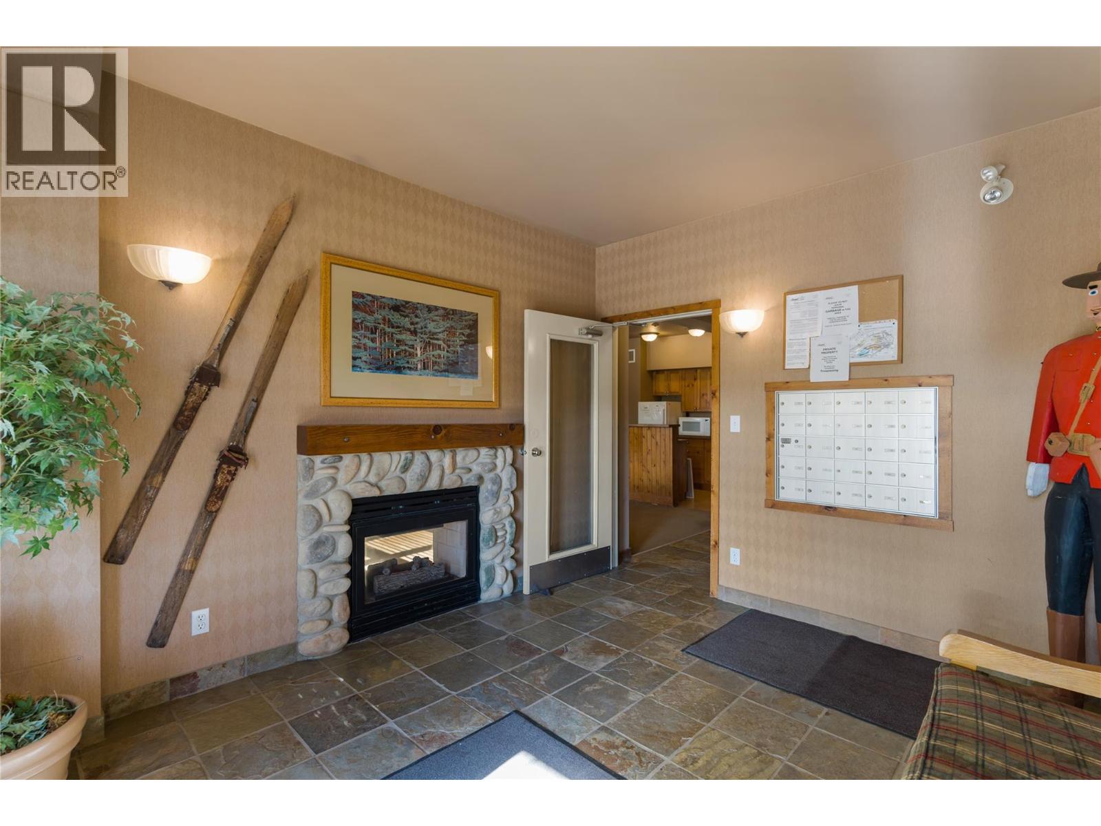 9802 Silver Star Road Unit# 204